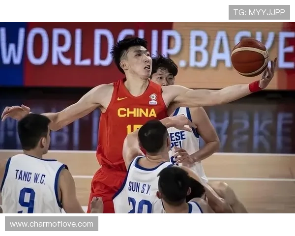 周琦术后恢复进展公布陪儿子打室外篮球预计八强赛复出