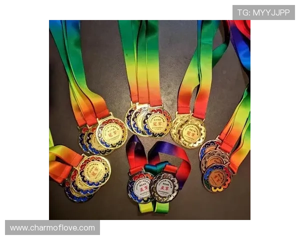 排球锦标赛攻防两端表现卓越 引发媒体高度关注与热议